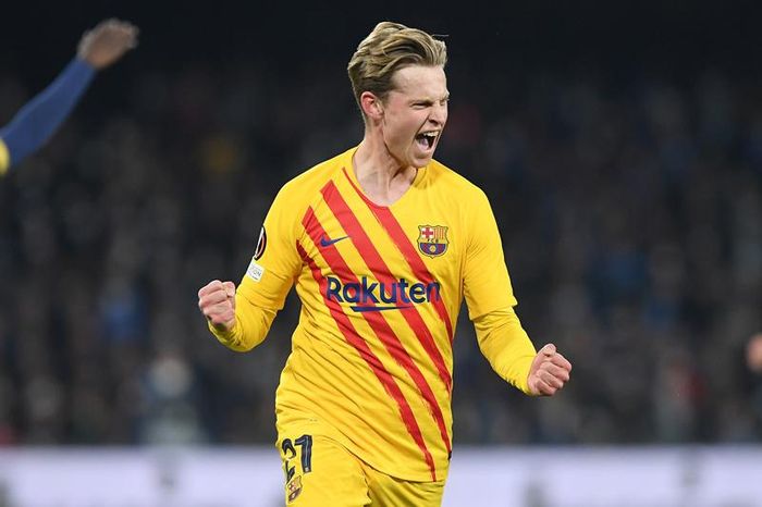 Frenkie De Jong nhân đôi cách biệt với siêu phẩm sút xa đẹp mắt