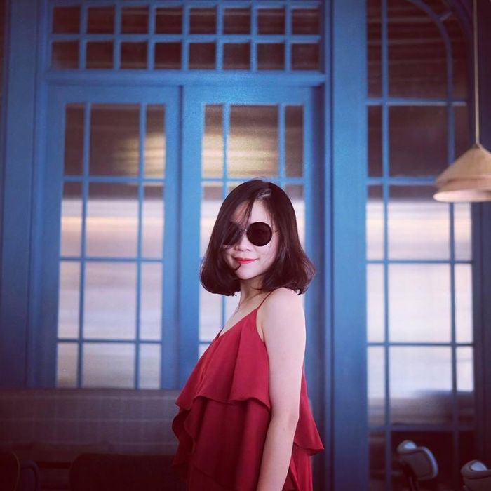Tuy nhiên, bẵng đi một thời gian, khi Tuấn Tú vừa mới quay trở lại hoạt động nghệ thuật sau thời gian dài dành cho gia đình, danh tính của bà xã anh lại được công chúng quan tâm tìm hiểu. Tuy nhiên, khác với nhan sắc chưa được hoàn mỹ ngày trước, bà xã Tuấn Tú hôm nay là một phụ nữ hiện đại và xinh hơn rất nhiều.