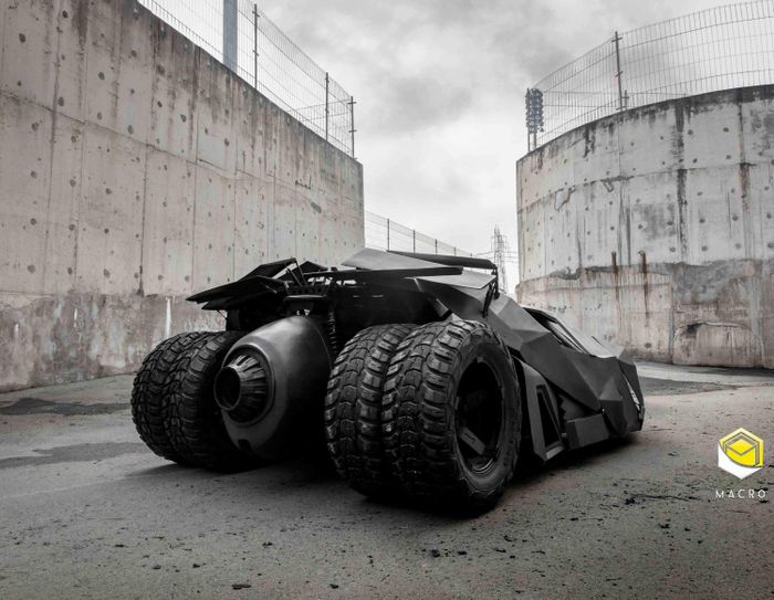  Theo anh Chung, xe được nhóm gồm 5 người tạo nên dựa trên nguyên mẫu chiếc Batmobile do nhân vật Người Dơi sử dụng trong The Dark Knight - một trong những phần phim về Batman được đánh giá cao nhất. 