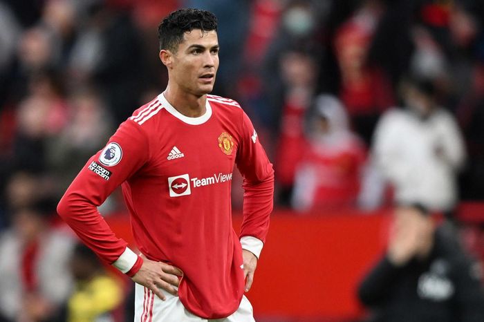 Ronaldo phải thức tỉnh khi MU rất cần anh