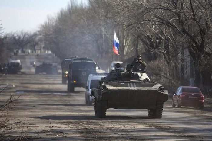 Khi những cuộc phản công của quân đội Ukraine vượt quá dự kiến, kế hoạch tiến công của quân đội Nga đã bị trì hoãn so với mục đích đã định trước. Quân đội Nga phải tiếp tục tăng quân bổ sung và chiến thuật này bị đánh giá là khiến quân Nga rơi vào thế bị động.