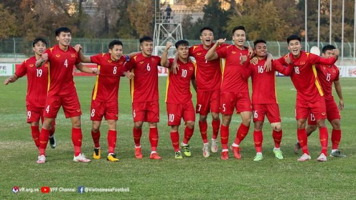 U23 Việt Nam đối đầu với những cầu thủ trẻ tài năng của U20 Croatia. ảnh VFF