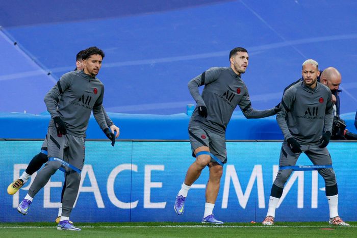  Phần lớn trụ cột của PSG đều sẵn sàng cho trận này. Ander Herrera vắng mặt, nhưng không quá quan trọng. Sergio Ramos không ra sân cũng không là vấn đề cho PSG. 