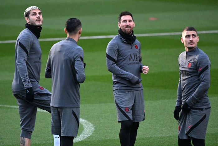  PSG đã thua 2 trong 3 trận gần đây ở Ligue 1. Điều này phần nào ảnh hưởng đến tâm lý của Messi và các đồng đội. Trong khi đó, Real chuẩn bị tốt cho đại chiến với 3 trận thắng liên tiếp. 