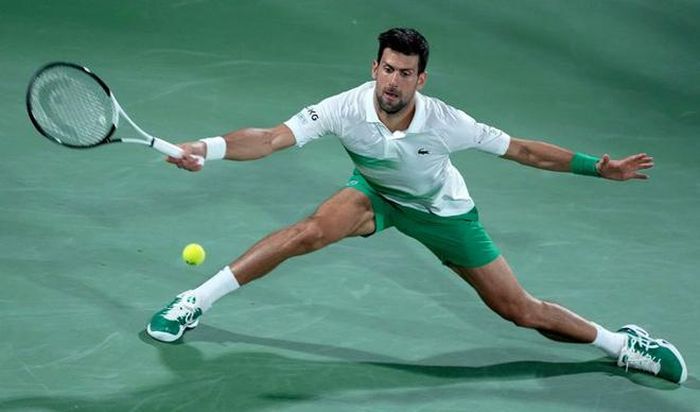 Djokovic đang chờ đợi để được nhập cảnh vào Mỹ