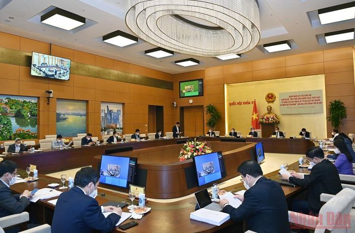 Quang cảnh buổi làm việc chuyên đề của Đoàn giám sát Quốc hội với TP Hà Nội. (Ảnh Duy Linh) 