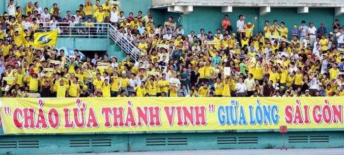Hội CĐV SLNA sẽ nhuộm vàng sân Thống Nhất. Ảnh: SL