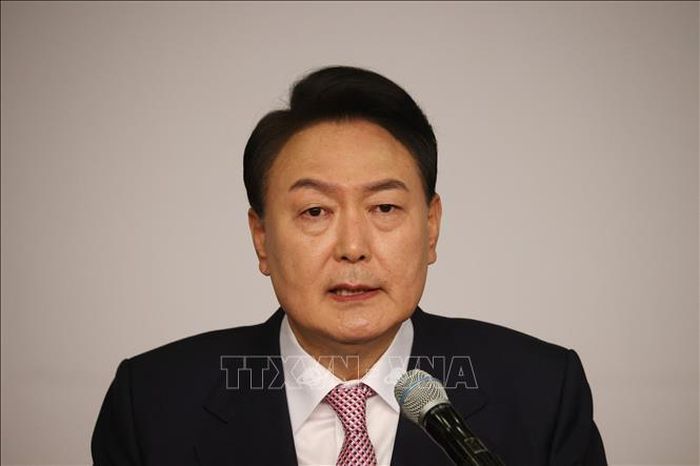 Tổng thống đắc cử Hàn Quốc Yoon Suk-yeol trong cuộc họp báo tại trụ sở Quốc hội ở Seoul ngày 10/3/2022. Ảnh: AFP/TTXVN