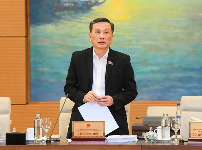 Chủ nhiệm Ủy ban Khoa học, Công nghệ và Môi trường Lê Quang Huy.