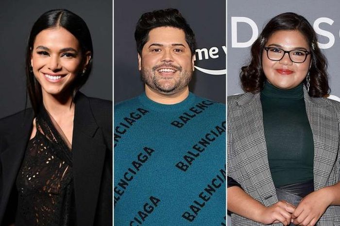 Bruna Marquezine, Harvey Guillen và Belissa Escobedo (từ trái qua)