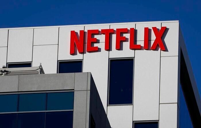 Nhiều ông lớn công nghệ như Netflix, Sony, TikTok... đều đã tuyên bố tạm ngừng cung cấp dịch vụ tại Nga (Ảnh: Tass).