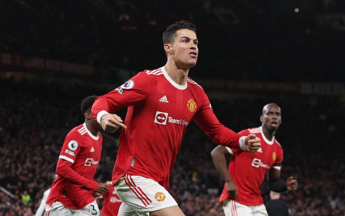 Ronaldo bùng nổ trong trận gặp Tottenham với một cú hat-trick đẳng cấp. Ảnh: Reuters.