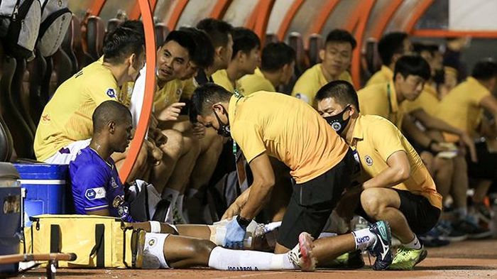Bruno đóng góp rất ít cho CLB Hà Nội ở mùa bóng 2021 vì chấn thương liên miên