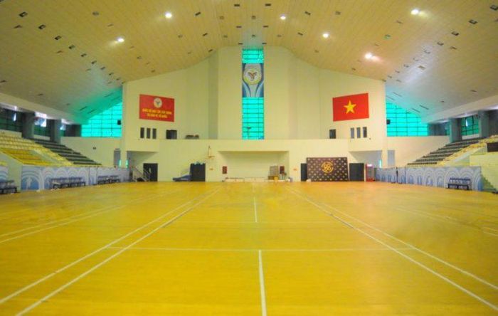 Sân thi đấu đã được chỉnh trang. Ảnh: TT