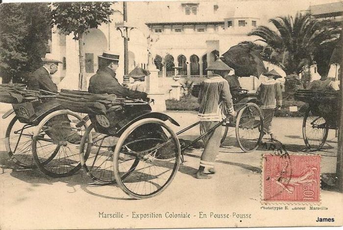 Xe kéo An Nam trình diễn tại Hội chợ Paris