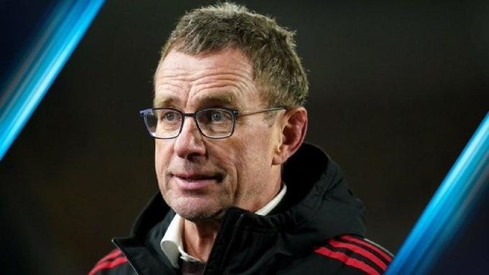 Ralf Rangnick như được sống lại sau khi MU thắng kịch tính Tottenham với kịch bản 2 lần bị gỡ hòa