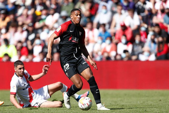 Tiền đạo Anthony Martial đang cảm thấy ổn tại đội bóng mới Sevilla. Ảnh: Reuters.