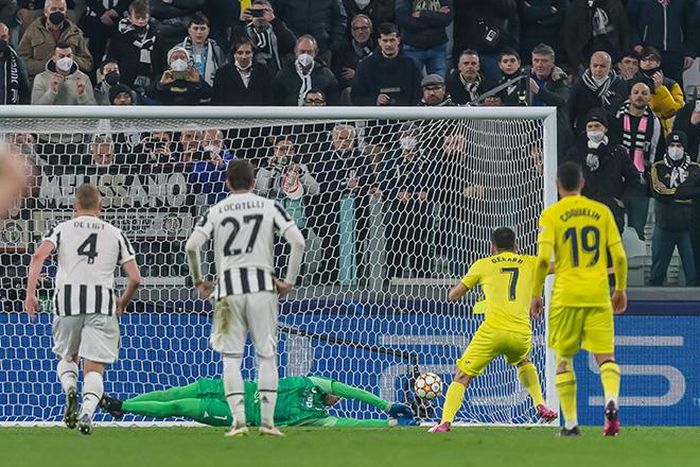 Gerard trừng phạt sai lầm của Juventus