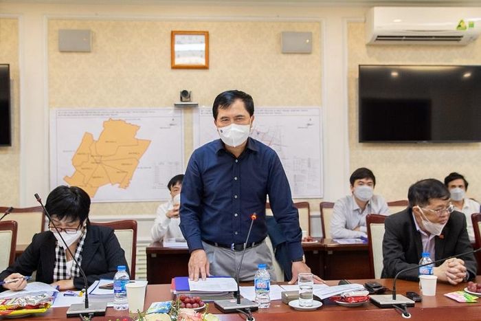 Thứ trưởng Bộ Xây dựng Lê Quang Hùng chủ trì và phát biểu chỉ đạo tại Hội nghị.