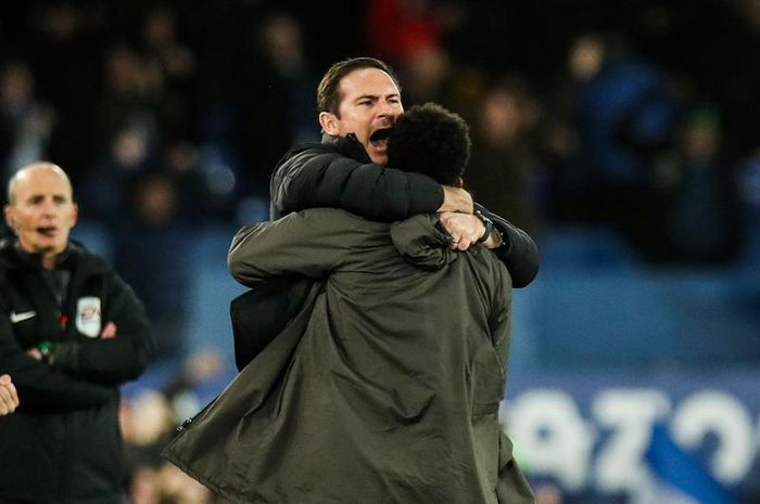 Niềm vui vô bờ bến của Lampard và các học trò