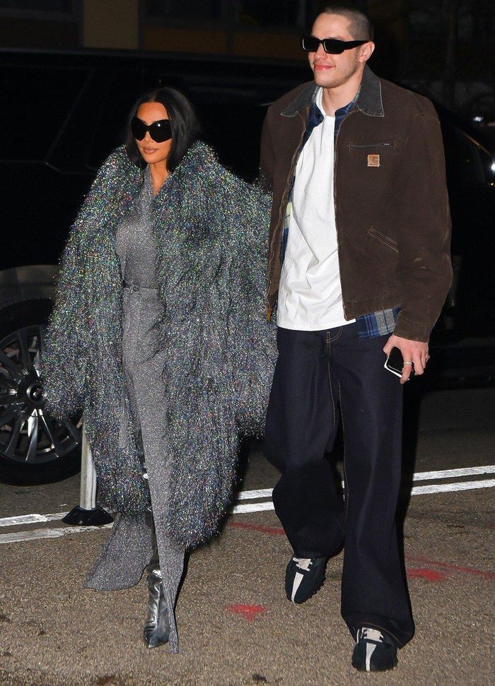 Kim Kardashian đệ đơn xin độc thân hợp pháp và công khai hẹn hò Pete Davidson. Ảnh: People.