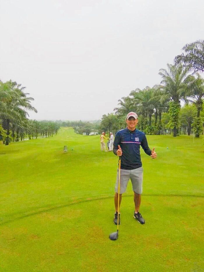 Lê Công Vinh đam mê golf trong mấy năm qua, thậm chí còn giành chức vô địch. Ảnh: FBNV