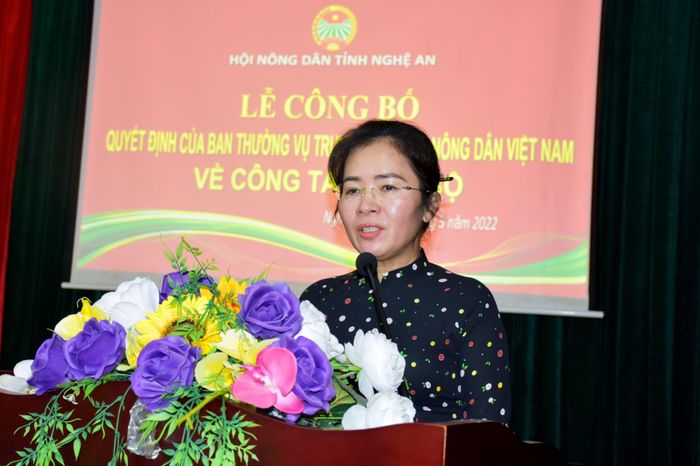 Chủ tịch Ủy ban MTTQ tỉnh Võ Thị Minh Sinh phát biểu tại buổi lễ. Ảnh: Thanh Lê