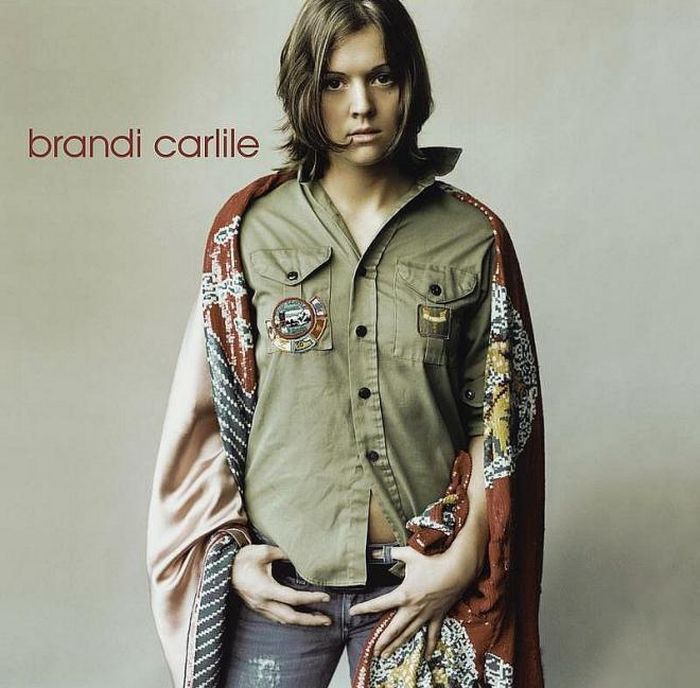 Brandi Carlile trên bìa album đầu tay 