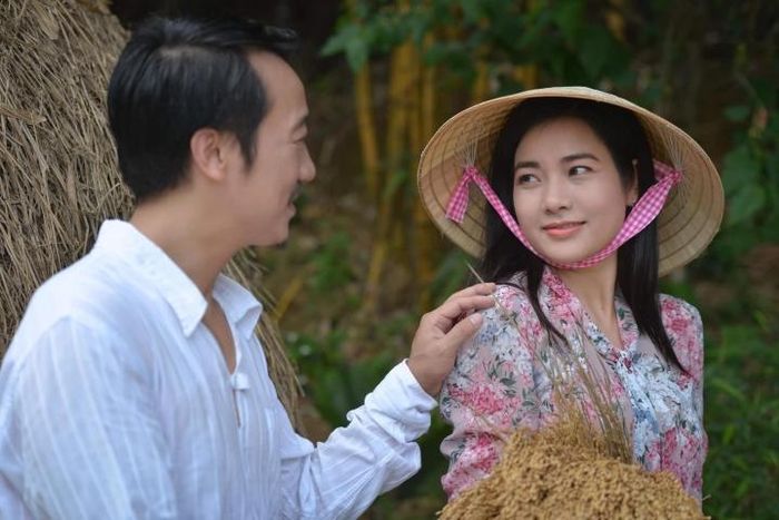 Với Thanh Bình, Đàm Hằng cũng dành nhiều lời “có cánh”. Cô nhận xét anh là người đàn ông điềm đạm, khí chất và sống tình cảm.