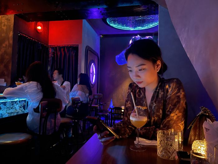  Minh Nguyễn ăn mừng việc khỏi Covid-19 vào tối 25/3. 