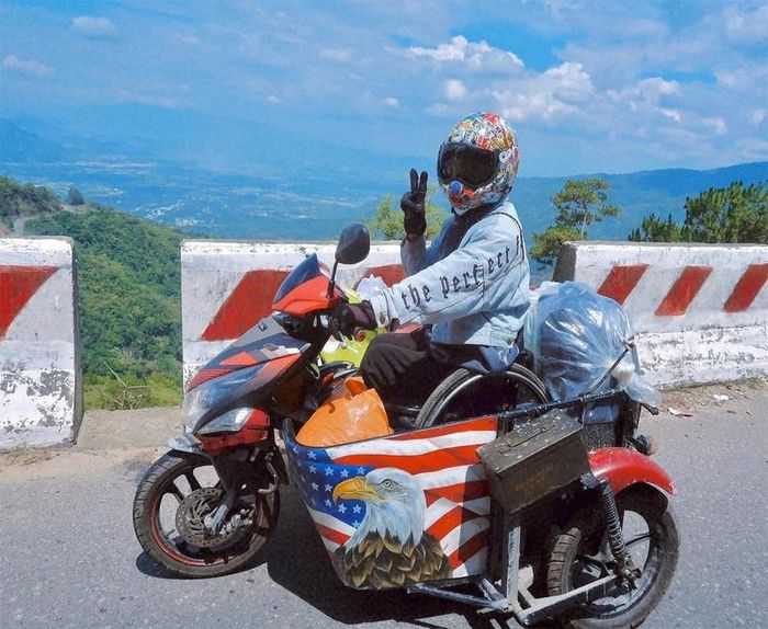 Anh PhanVũ Minh chọn cách sống trọn vẹn với những hành trình khám phá dù đôi chân không hoàn hảo