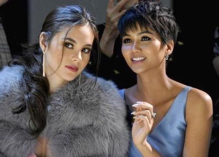 H'Hen Niê đọ sắc bên Miss Universe 2018. (Ảnh: MU)