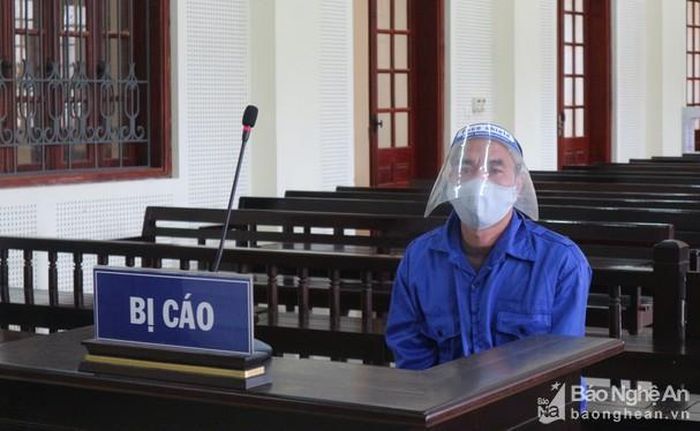 Bị cáo Khun Văn Dương tại tòa. Ảnh: Trần Vũ