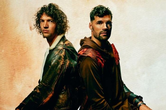 2 anh em Joel và Luke Smallbone
