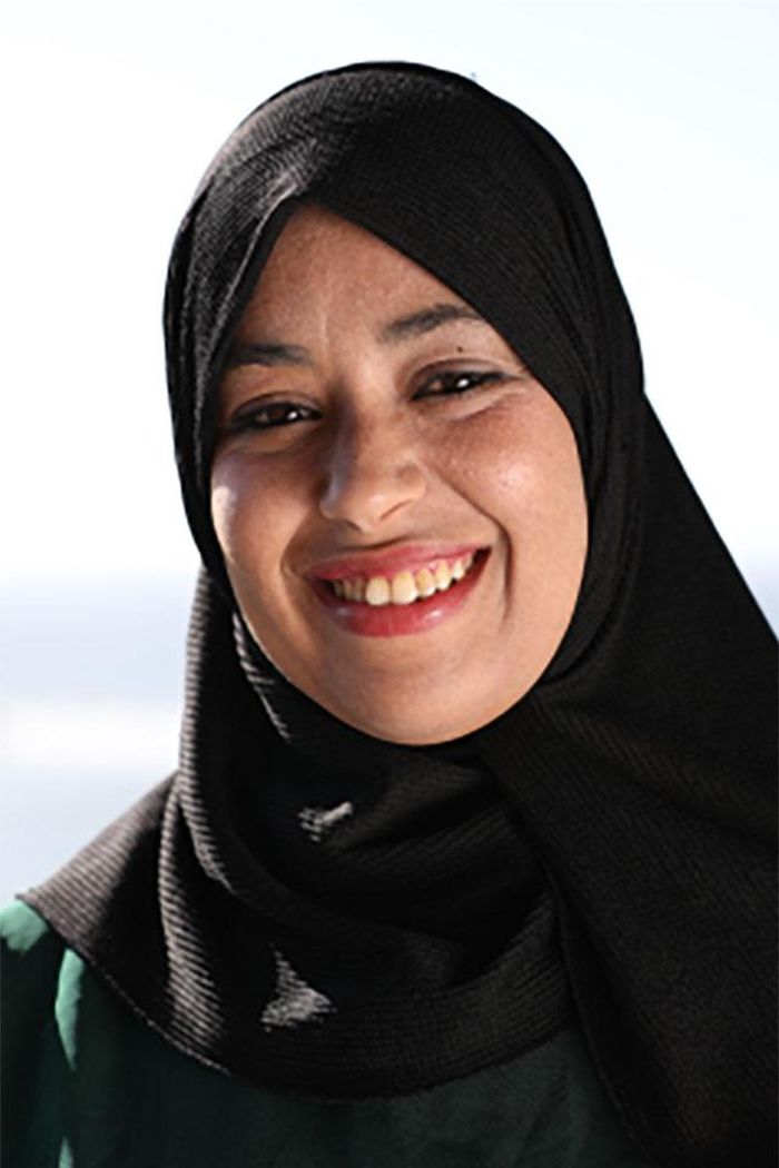 Cô Fatima Azdoud, 28 tuổi, Chủ tịch hợp tác xã Mahar Assahel.