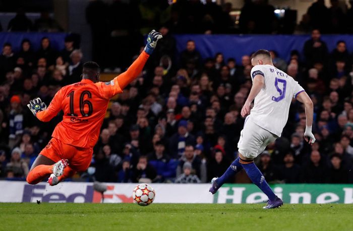 Benzema trừng phạt sai lầm dù là nhỏ nhất của hàng phòng ngự Chelsea.