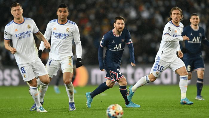  Chưa ai đủ sức thay Kroos và Modric ở tuyến giữa. 