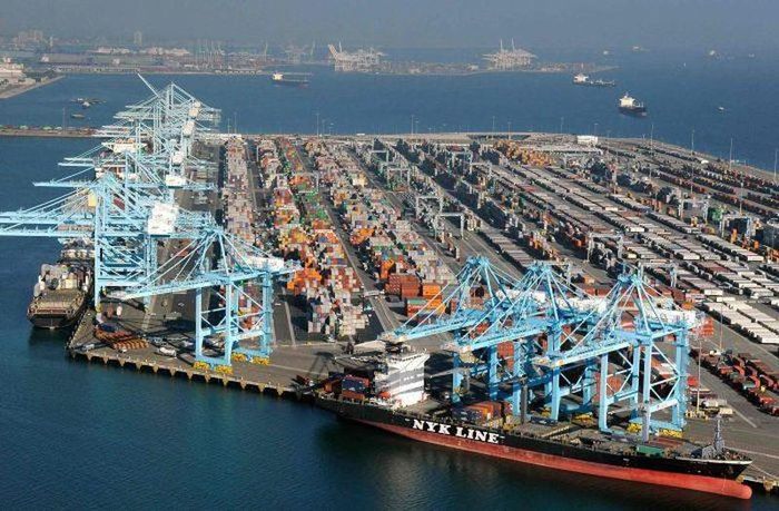 Nhiều lần cảng biển tại Mỹ bị tắc nghẽn vì giá cả cao và thiếu phương tiện vận chuyển.
