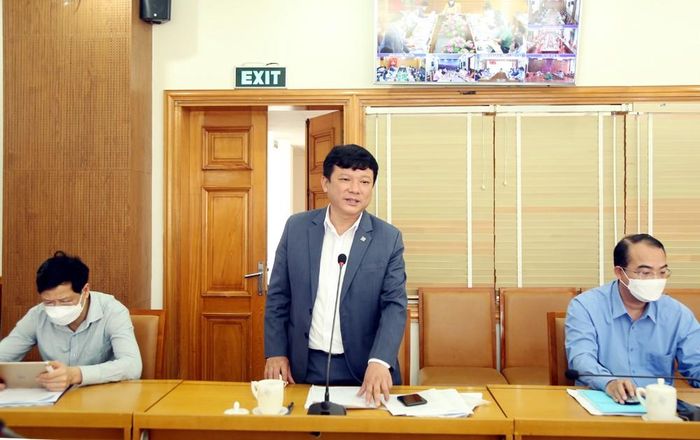 Đại diện Phân hiệu Đại học Thái Nguyên tại Lào Cai phát biểu ý kiến.