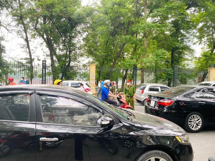 Lực lượng chức năng tăng cường 