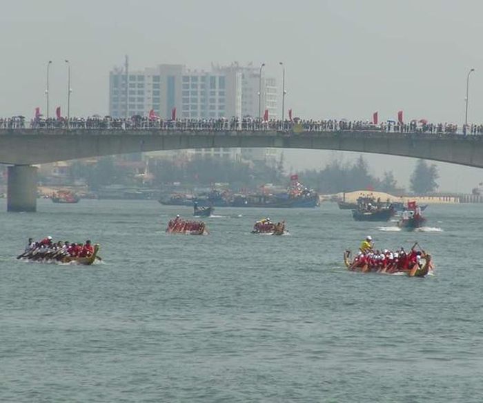 https://photo-baomoi.bmcdn.me/w700_r1/2022_04_18_101_42343440/a2ef859204d0ed8eb4c1.jpg