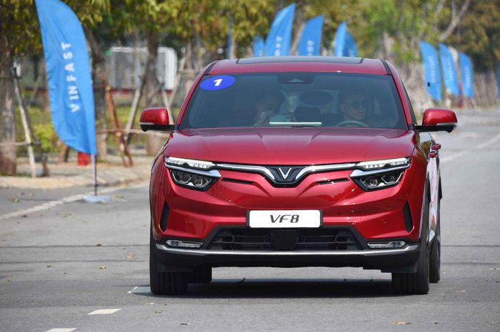 Nếu trái tim của xe điện là mảng pin, thì linh hồn của ô tô điện là phần mềm điều khiển