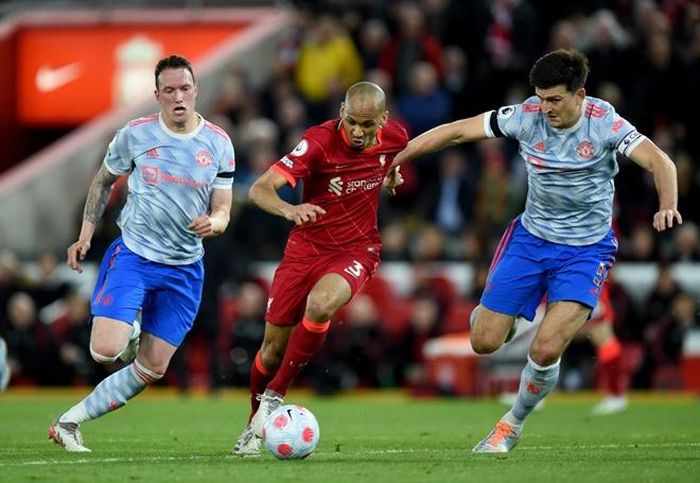 Maguire chơi tệ trong trận MU thua Liverpool 0-4