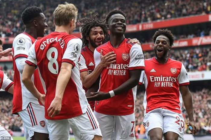 Arsenal có chiến thắng quan trọng thứ 2 liên tiếp và đều là những chiến thắng ấn tượng. Pháo thủ tạm thời vươn lên thứ 4.