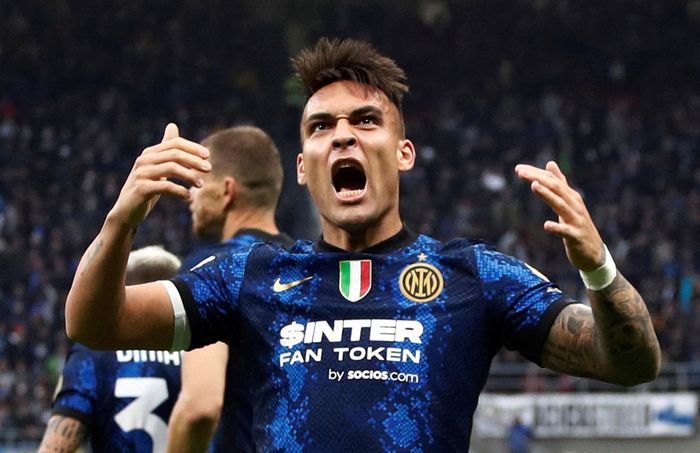 Martinez chạm mốc 20 bàn trên mọi đấu trường cho Inter mùa này. Anh chỉ còn kém thành tích tốt nhất sự nghiệp 1 bàn (21 bàn ở mùa 2019/20).