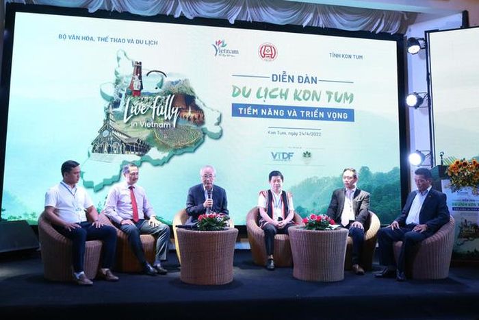 Các chuyên gia thảo luận tại Diễn đàn - Ảnh: VGP/Dương Nương.