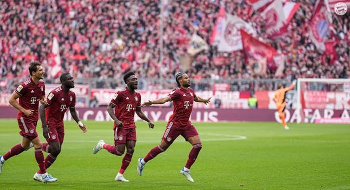 ...để có bàn mở tỷ số ngay phút 15 của Serge Gnabry, đây là bàn thắng thứ 13 của chân sút người Đức cho Bayern tại Bundesliga. (Nguồn: FcBayern)