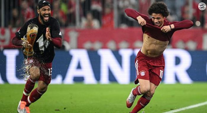 Đang chú ý, Bayern đã lập nên kỳ tích 10 năm liên tiếp vô địch Bundesliga. (Nguồn: FcBayern)