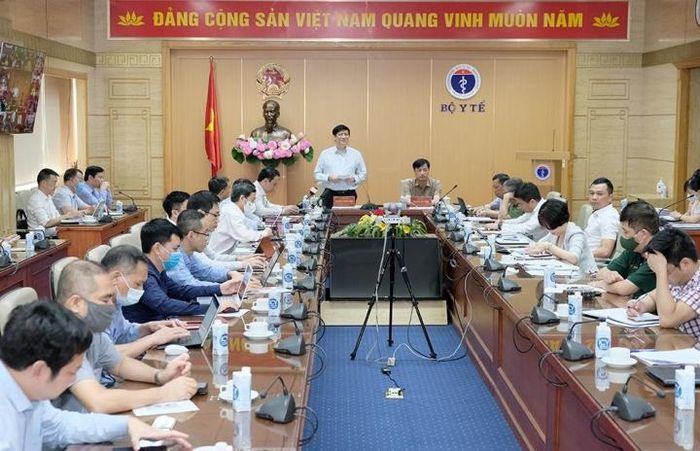 Bộ Y tế và Bộ Công an tổ chức hội nghị trực tuyến hội nghị trực tuyến quán triệt việc 'làm sạch' dữ liệu tiêm chủng COVID-19 sáng 26/4. (Ảnh: Trần Minh)