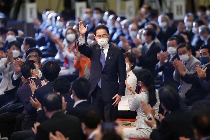 Mặc dù qua các đời thủ tướng khác nhau, Nhật Bản luôn mong muốn thúc đẩy quan hệ với Việt Nam. Ảnh: Jiji Press.